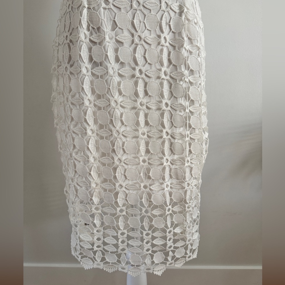Bisou Bisou Lace Dress Women's Sz 6 White Eyelet Sheath Pencil Lined - Picture 4 of 8